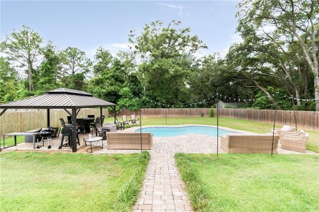 8926 Spanish Trail W, Grand Bay, AL 36541