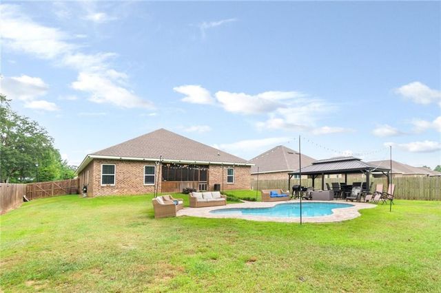 8926 Spanish Trail W, Grand Bay, AL 36541