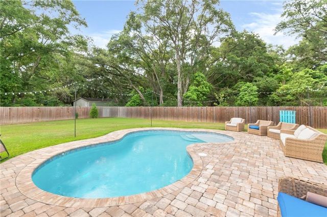 8926 Spanish Trail W, Grand Bay, AL 36541