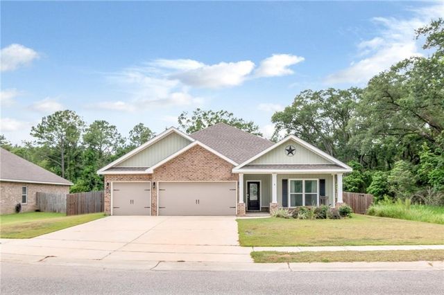 8926 Spanish Trail W, Grand Bay, AL 36541