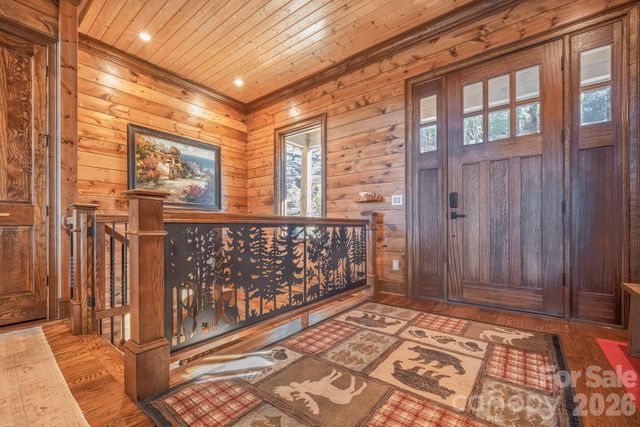 333 Kanasdatsi Drive, Brevard, NC 28712