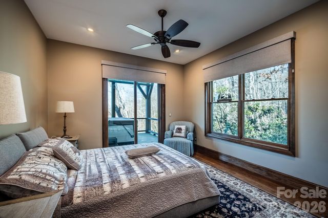 333 Kanasdatsi Drive, Brevard, NC 28712