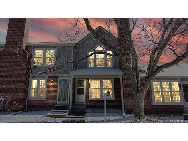 9669 W Chatfield Ave E, Littleton, CO 80128