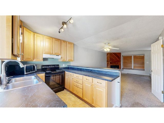 9669 W Chatfield Ave E, Littleton, CO 80128