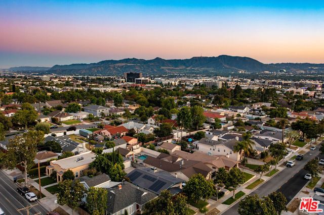 1000 N Kenneth Road, Burbank, CA 91504