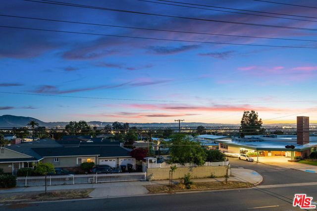 1000 N Kenneth Road, Burbank, CA 91504