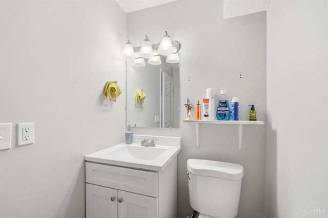 899 Tradewind Drive, Mason, OH 45040