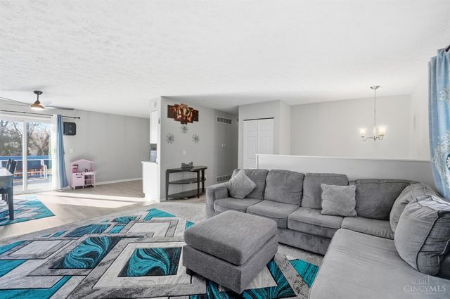 899 Tradewind Drive, Mason, OH 45040