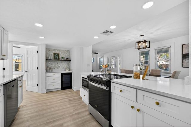 109 E LAMBRIGHT STREET, Tampa, FL 33604