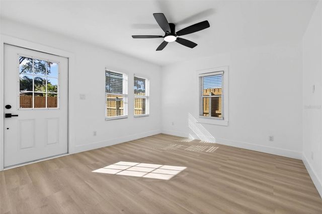 109 E LAMBRIGHT STREET, Tampa, FL 33604