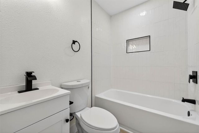 109 E LAMBRIGHT STREET, Tampa, FL 33604