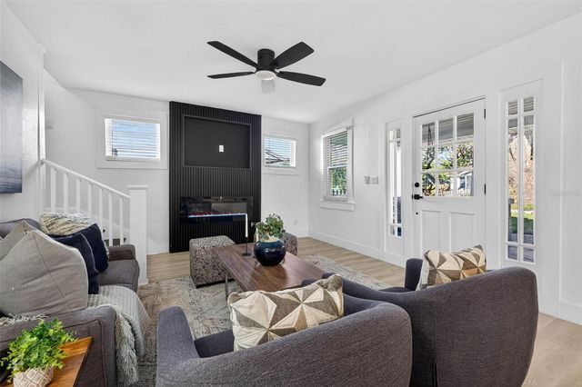 109 E LAMBRIGHT STREET, Tampa, FL 33604