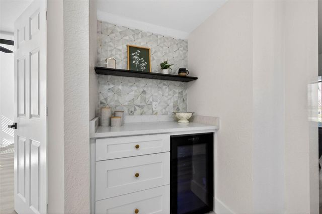 109 E LAMBRIGHT STREET, Tampa, FL 33604