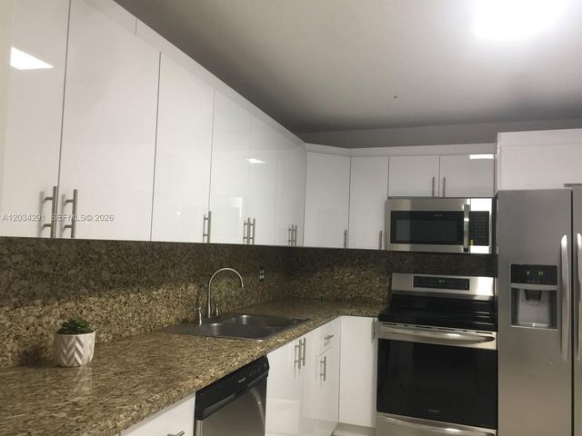 1351 NE 191st Street E117, Miami, FL 33179