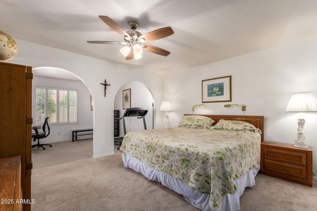 400 W CROFTON Street, Chandler, AZ 85225