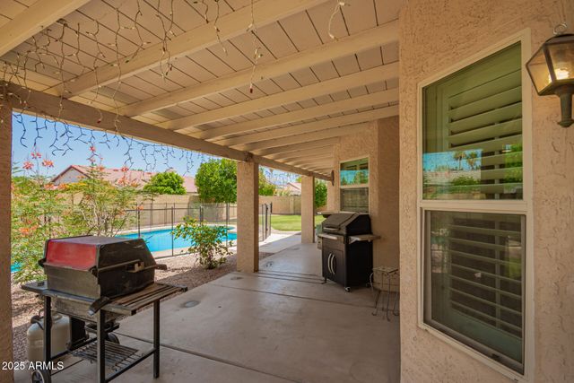 400 W CROFTON Street, Chandler, AZ 85225
