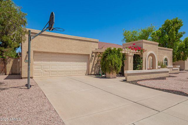 400 W CROFTON Street, Chandler, AZ 85225