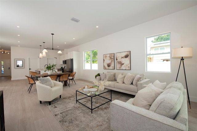 5346 2ND AVENUE S, St Petersburg, FL 33707