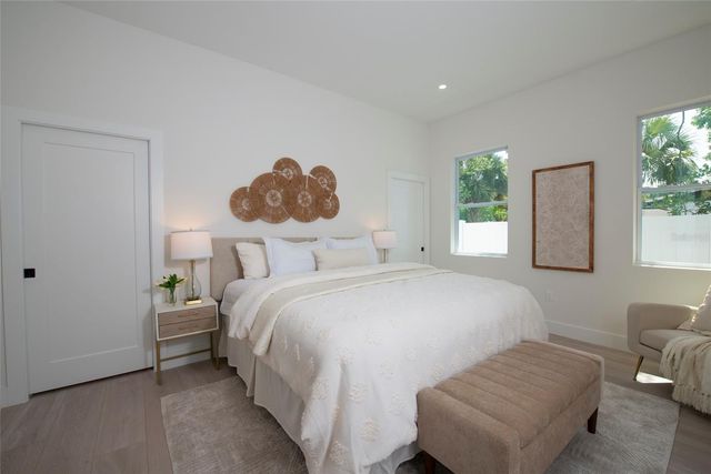 5346 2ND AVENUE S, St Petersburg, FL 33707