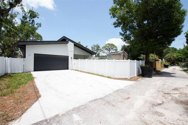 5346 2ND AVENUE S, St Petersburg, FL 33707