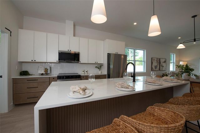 5346 2ND AVENUE S, St Petersburg, FL 33707