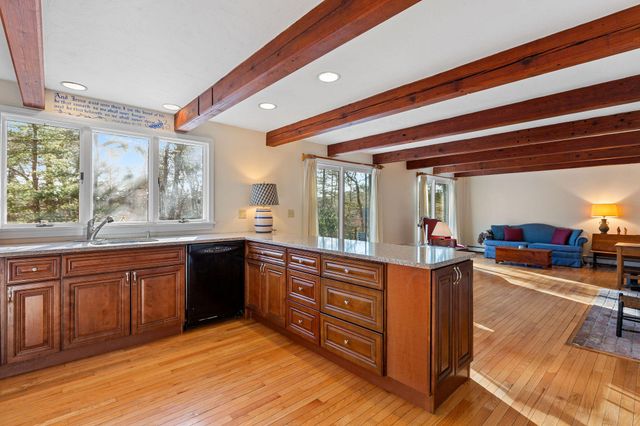 22 Pilgrim Lake Terrace, Orleans, MA 02653