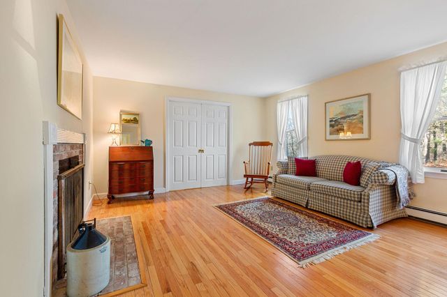 22 Pilgrim Lake Terrace, Orleans, MA 02653