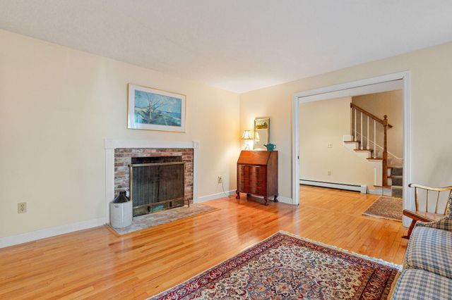 22 Pilgrim Lake Terrace, Orleans, MA 02653