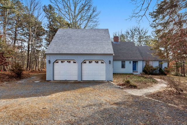 22 Pilgrim Lake Terrace, Orleans, MA 02653