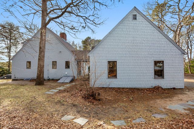 22 Pilgrim Lake Terrace, Orleans, MA 02653