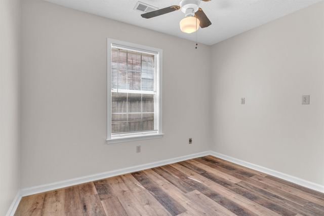 2426 LACOSTA DR, Bartlett, TN 38134