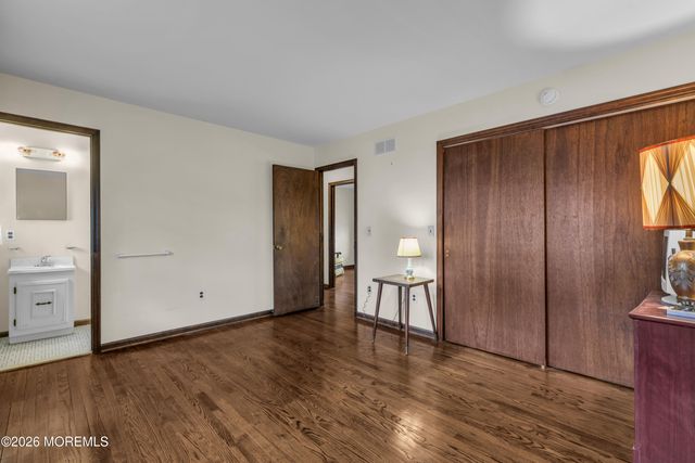 1108 Longboat Avenue, Beachwood, NJ 08722