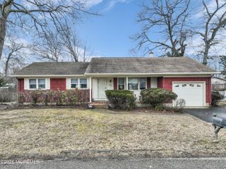 1108 Longboat Avenue, Beachwood, NJ 08722