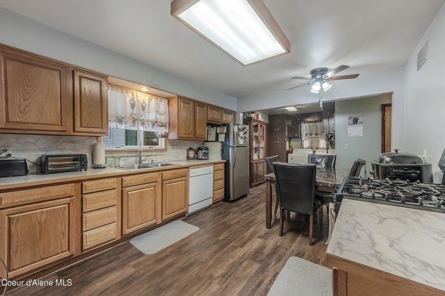 605 Lewiston AVE, Pinehurst, ID 83850