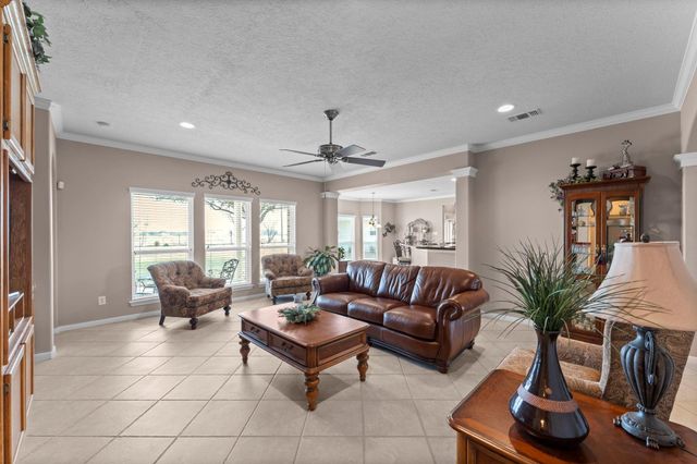 4718 Shadow Grass Drive, Katy, TX 77493