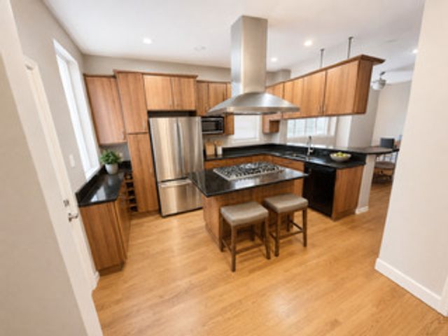 5233 S Michigan Avenue 2S, Chicago, IL 60615
