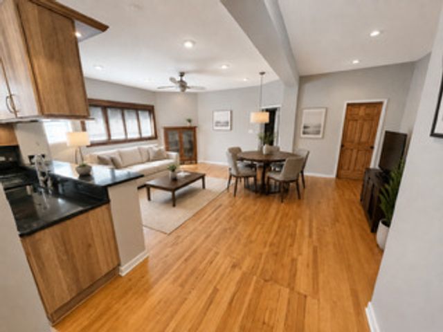5233 S Michigan Avenue 2S, Chicago, IL 60615