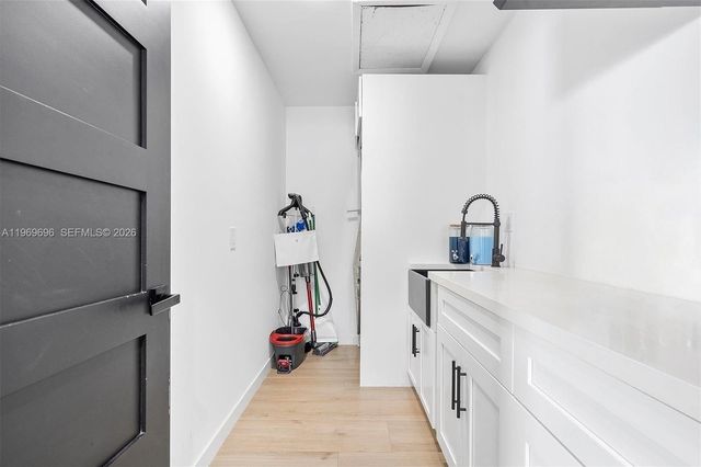 10950 NW 16th Ct, Pembroke Pines, FL 33026