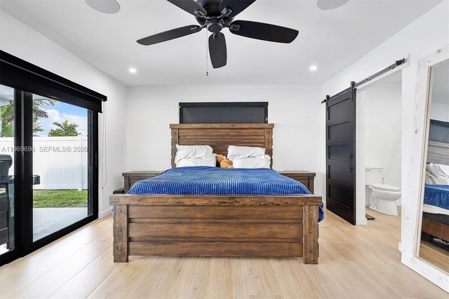 10950 NW 16th Ct, Pembroke Pines, FL 33026