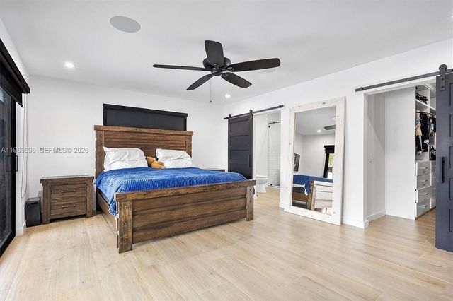 10950 NW 16th Ct, Pembroke Pines, FL 33026