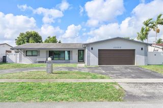 10950 NW 16th Ct, Pembroke Pines, FL 33026