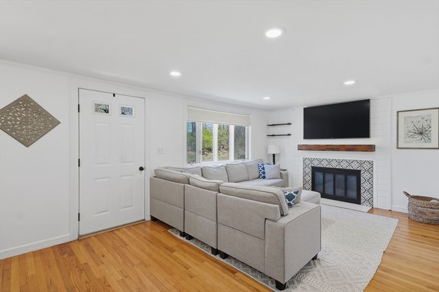 120 Conant Street, Beverly, MA 01915