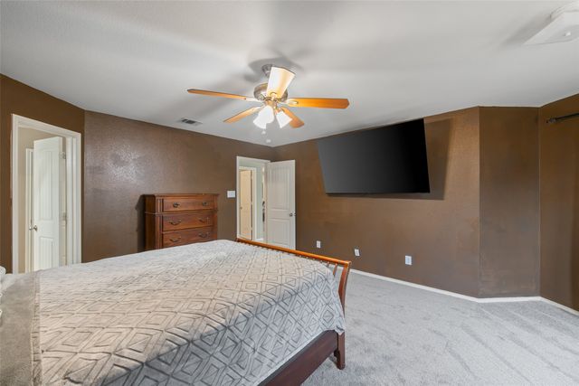 8640 Shallow Creek Drive, Fort Worth, TX 76179