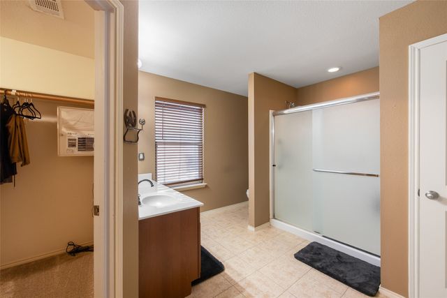 8640 Shallow Creek Drive, Fort Worth, TX 76179