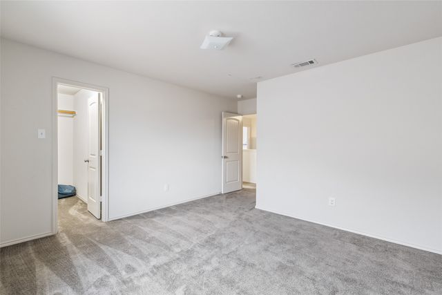 8640 Shallow Creek Drive, Fort Worth, TX 76179