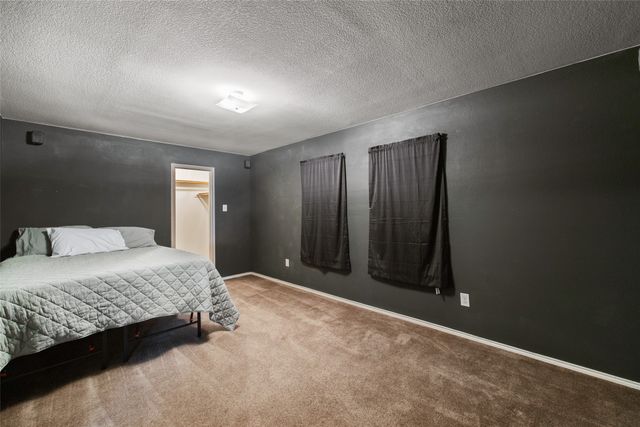8640 Shallow Creek Drive, Fort Worth, TX 76179