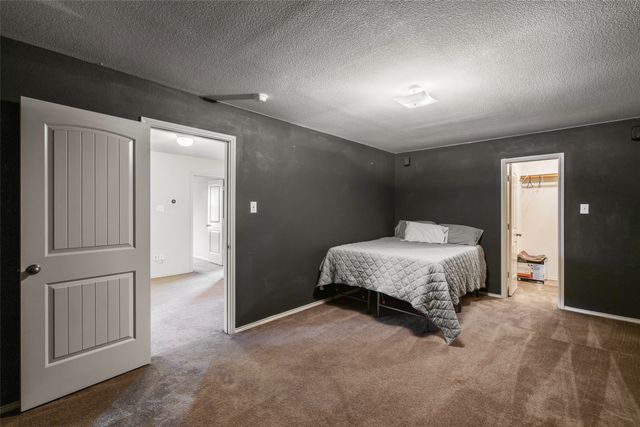8640 Shallow Creek Drive, Fort Worth, TX 76179
