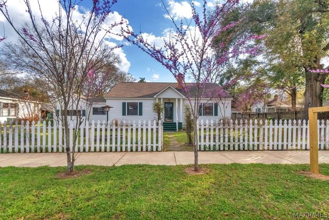 216 First Street, Prattville, AL 36067