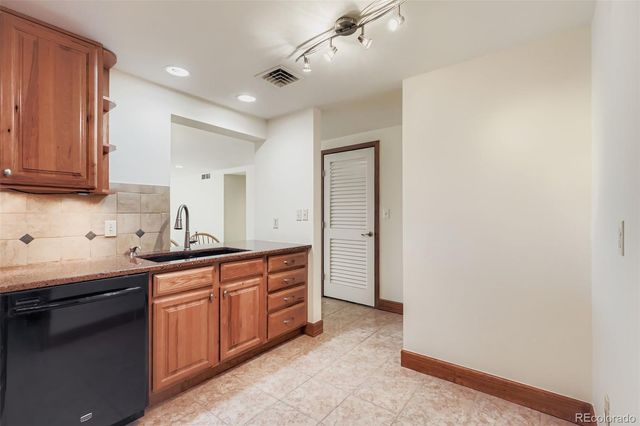 800 N Pearl Street 702, Denver, CO 80203