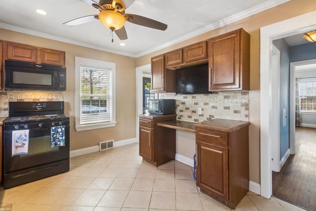 1324 22nd Street, Port Huron, MI 48060